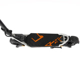 KuKirin A1 hulajnoga elektryczna srebrna z nowoczesnym designem i mocnym napędem